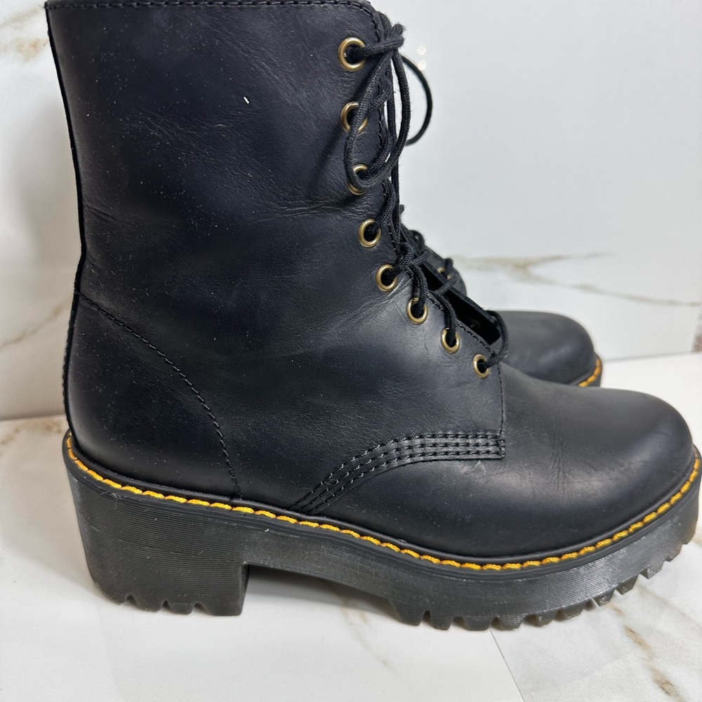 Dr. Martens Shriver Hi Platform Boots Women’s Size 9